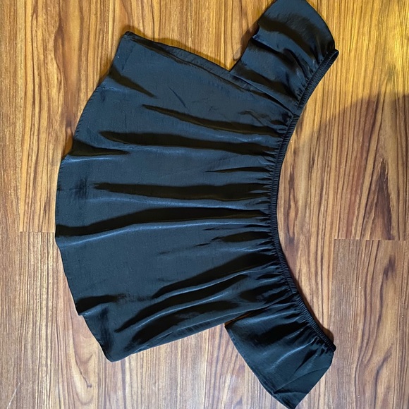 Strapless Top - Picture 2 of 3